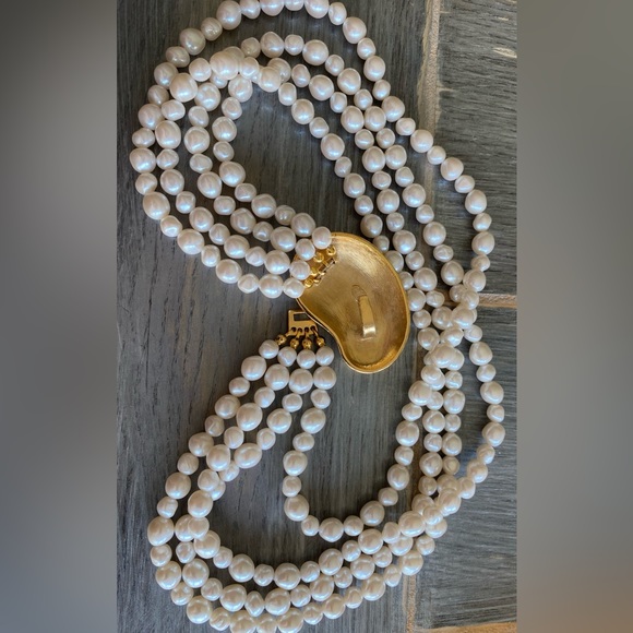 Vintage Trifari Womens Gold Choker Four Strand String Pearl Necklace 18" - Picture 6 of 11